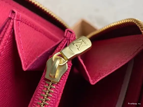 First bag ru WALLET LOUIS VUITTON ZIPPY 0515